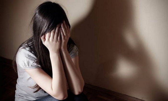 섬마을 여교사 신상털기…피해자에 대한 2차 가해될 수 있다