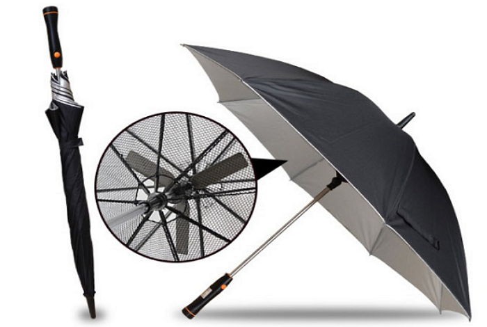 장마철 눅눅해진 옷 뽀송뽀송 말려주는 신박한 ‘선풍기 우산’