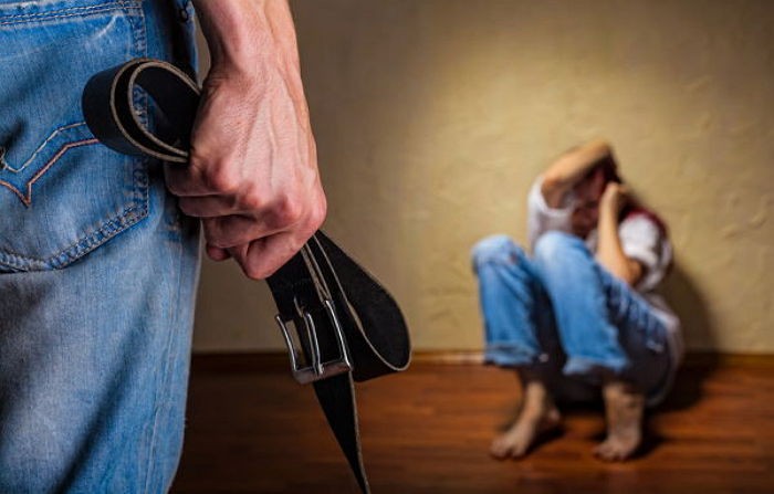 신안군 섬마을에서 친구 딸 2년간 성폭행한 남성