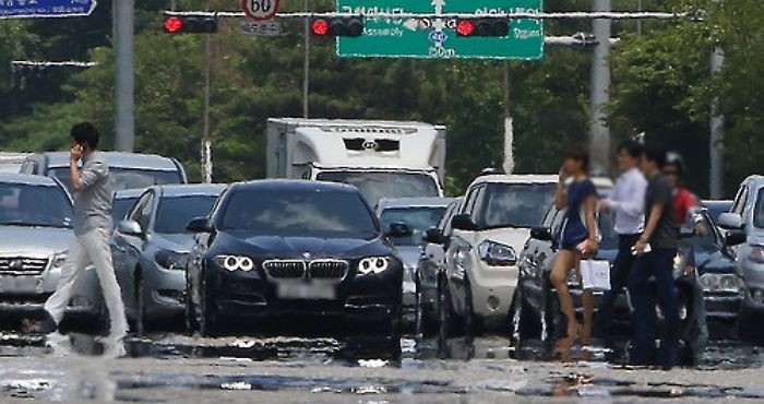 오늘도 찜통더위 계속…제주지역 ‘장맛비’