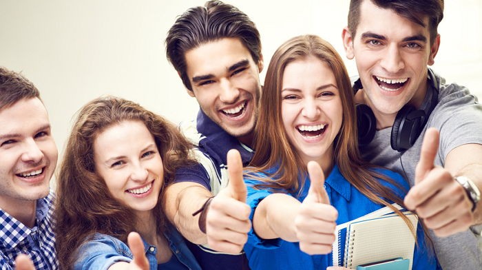 인기 많은 사람들은 ‘6가지 대화 방법’을 꼭 지킨다.