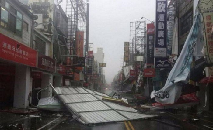 현재 북상 중인 태풍 네파탁의 위력 (사진)