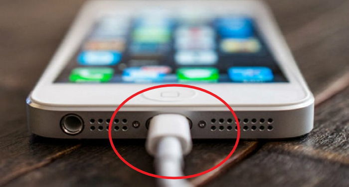 당신은 지금까지 스마트폰 충전을 잘못 하고 있었다