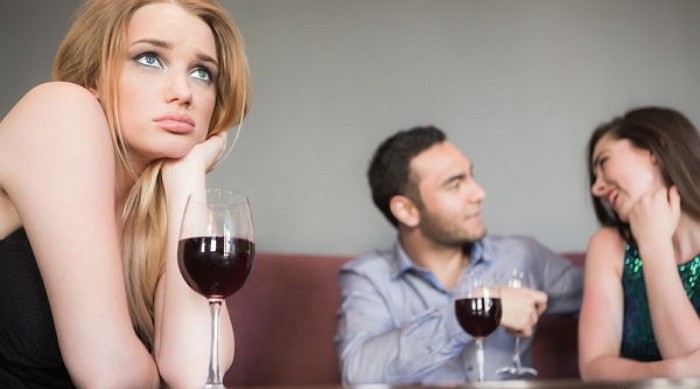 오랜 시간 연애 안하는 사람들의 9가지 공통점