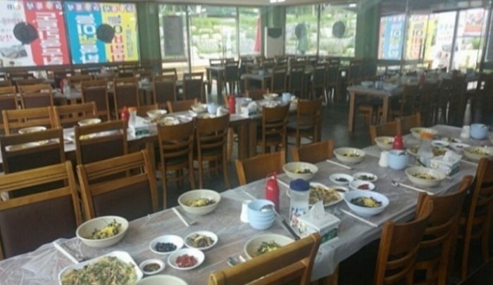 “비빔밥 90명분 준비해놨더니 갑자기 예약을 취소한답니다”