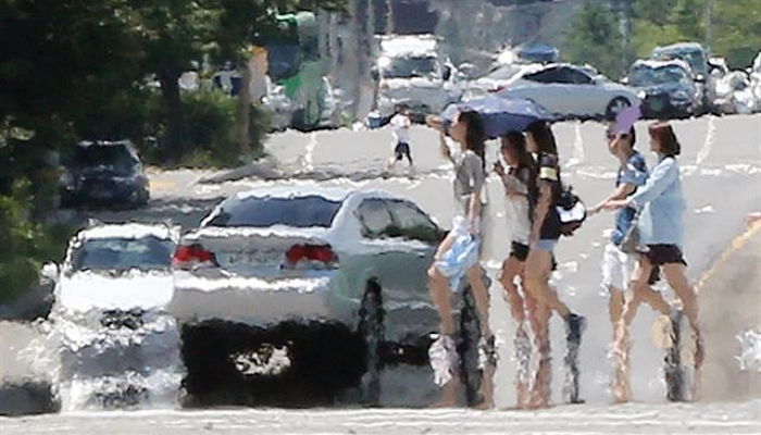 내일(1일) 전국 대부분 ‘폭염특보’…내륙 곳곳에 소나기