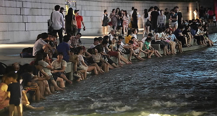 직장인 83% “열대야 때문에 일하기 힘들다”