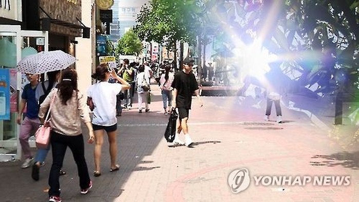 서울 35도·대구 37도…“오늘도 기록적인 폭염 계속”