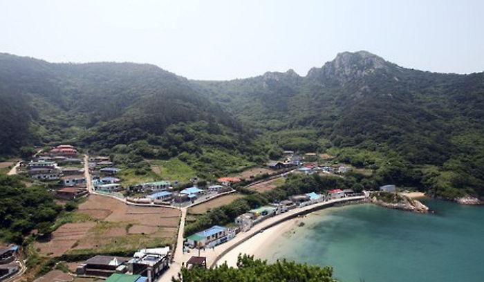 여교사 성폭행 사건 이후 신안군 관광객 수 더 늘었다