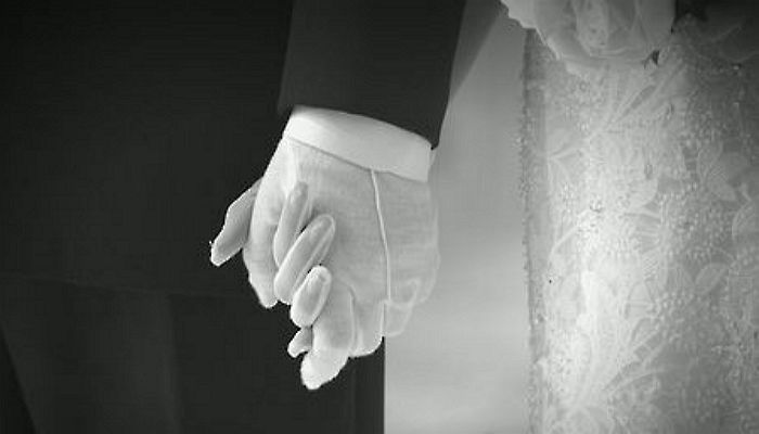 나란히 목 맨 채 발견…말기암 아내 60번째 생일에 떠난 부부