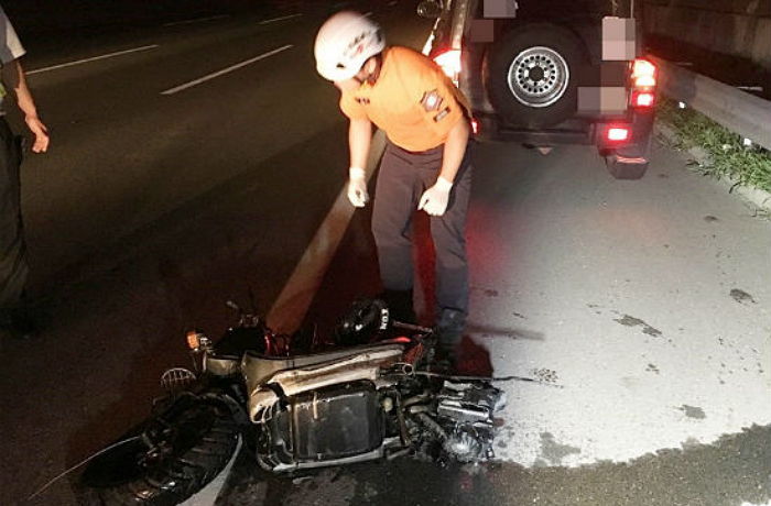 고속도로 달리던 오토바이 ‘3중 충돌’…20대 남녀 사망