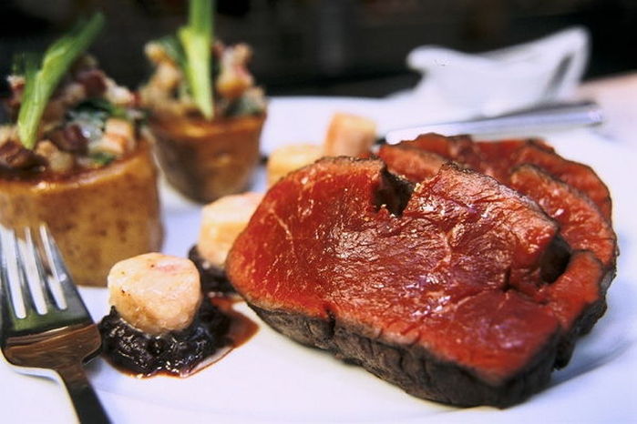 ‘고기 애호가’들을 위한 세계 최고 여행지 11곳