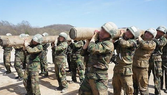 “한국 병장 일급 6566원, 교도소 일부 수형자보다 적다”