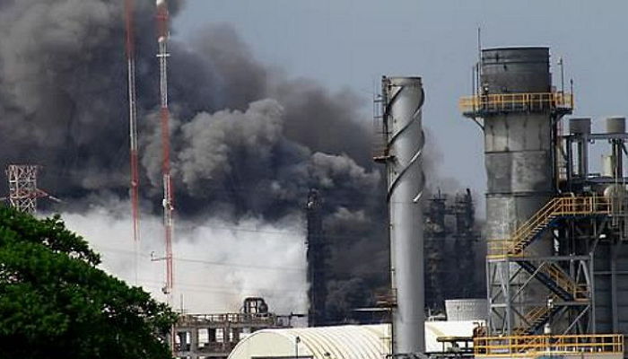 <속보> 석유공사 울산공장서 폭발사고…5~6명 사상