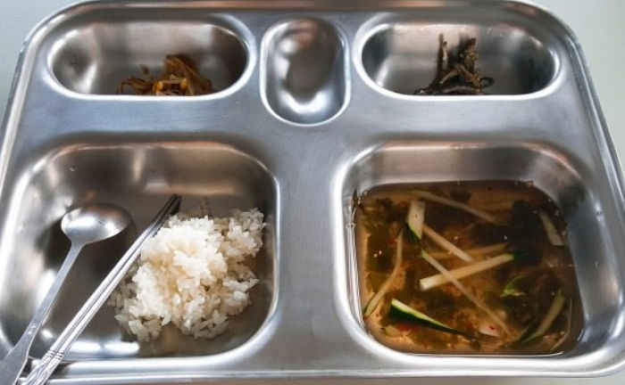 연매출 100억원 벤처기업의 구내식당 수준 (사진 13장)