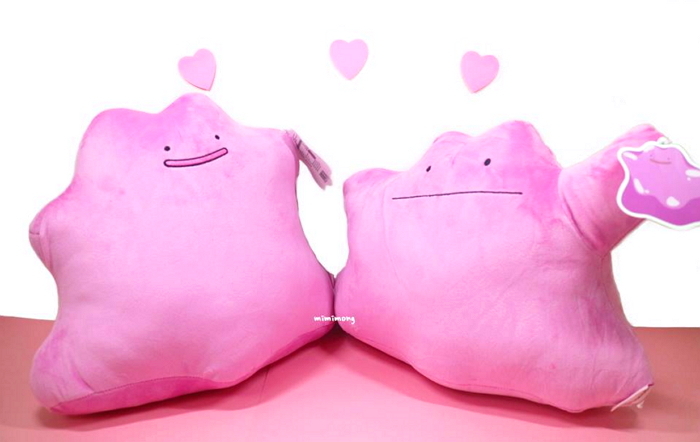 가슴에 푹 안고 자기 좋은 포켓몬 ‘메타몽’ 인형