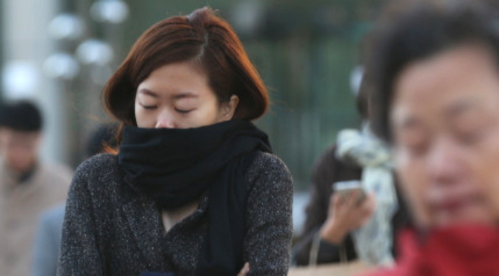 내일(23일) 기온 뚝 떨어져서 정말 추워요…최저 기온 11도