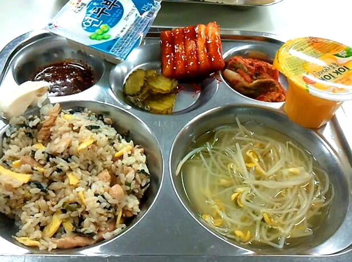 집밥보다 맛있다는 안동 고등학교들의 급식 클라스 (사진 7장)