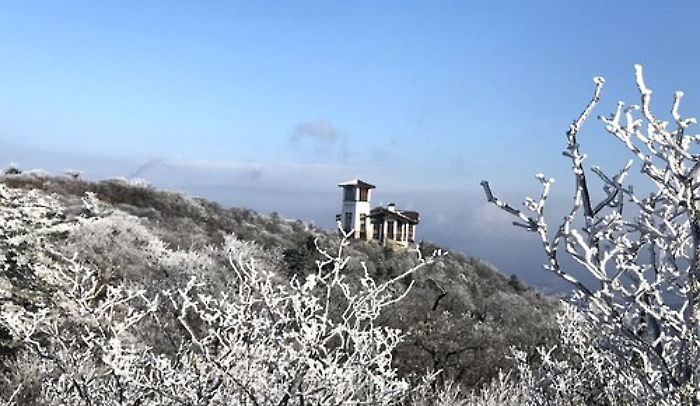일요일 전국 구름많고 쌀쌀…강원도 산간에는 ‘많은 눈’