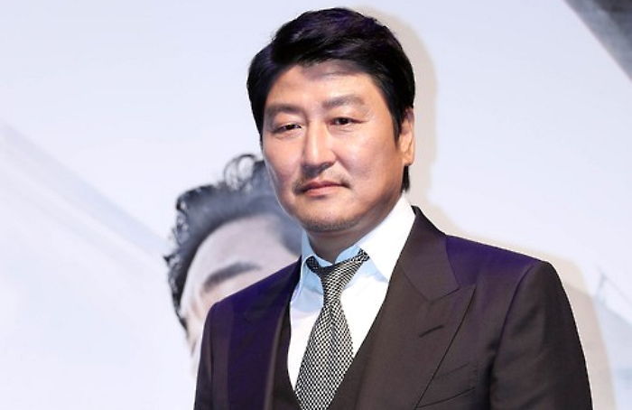 청와대 ‘블랙리스트’ 오른 송강호가 선택한 새 영화