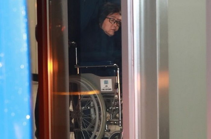 검찰조사 때 ‘휠체어’타고 등장한 기업 회장님 5명