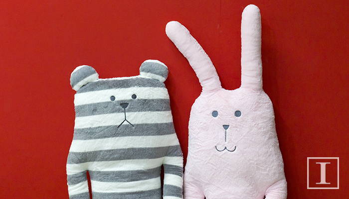 던킨, 크리스마스 맞아 안아주고 싶은 ‘애착 인형’ 이벤트