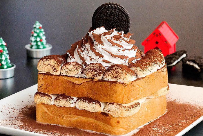 마시멜로 위에 생크림 쌓아올린 달달 끝판왕 ‘허니브레드’