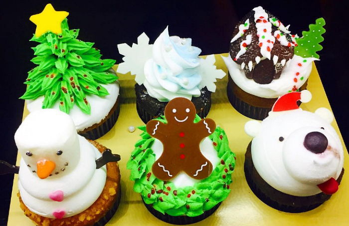 크리스마스 분위기 물씬 나는 깜찍한 마노핀 머핀