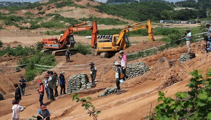<속보> 경북 영주서 문화재 시굴작업 하던 인부 2명 사망