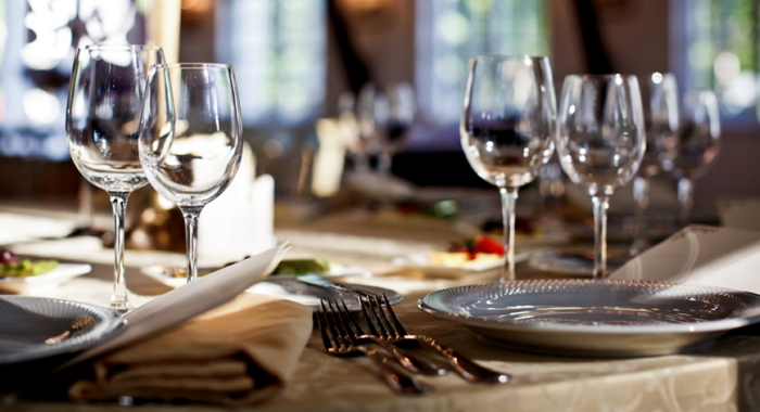 청각장애인 예약 거절한 홍대의 한 유명 레스토랑