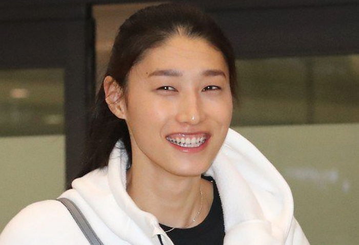 ‘우리 누나’ 김연경, 물오른 미모 뽐내며 귀국