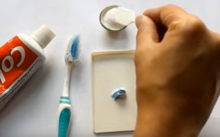 코에 난 ‘블랙헤드’ 깔끔하게 제거하는 초간단 꿀팁 (영상)