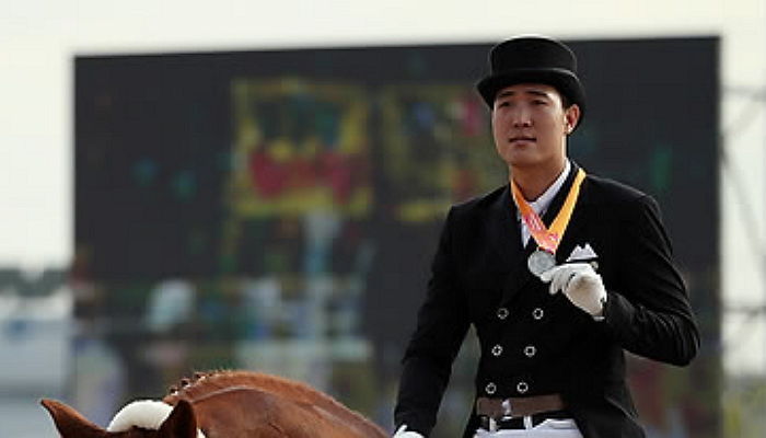 ‘술집난동’ 한화 김승연 회장 셋째 아들 구속영장 신청