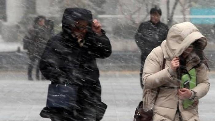 전국 얼어붙인 ‘최강 한파’, 내일(16일)도 지속된다