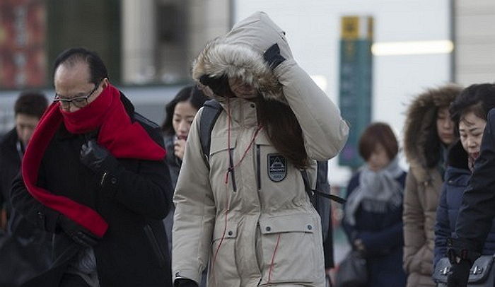 내일(6일) ‘강추위’ 몰아친다…찬바람 불며 기온 ‘뚝’