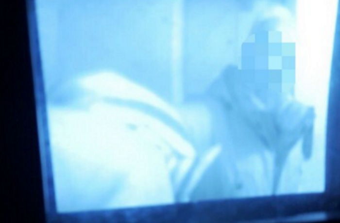 흉기 들고 뛰쳐와 초인종 누르며 욕설 퍼붓는 아랫집 할아버지