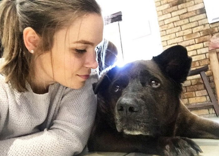 ‘안락사’ 앞두고 주인과 마지막 작별 인사하는 반려견