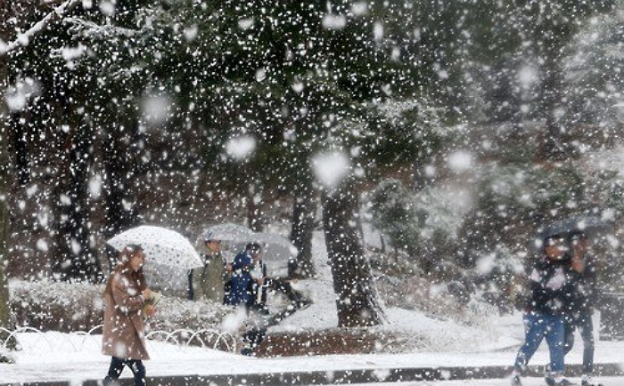 사랑 넘치는 ‘화이트데이’에 마법처럼 펑펑 내린 ‘함박눈’