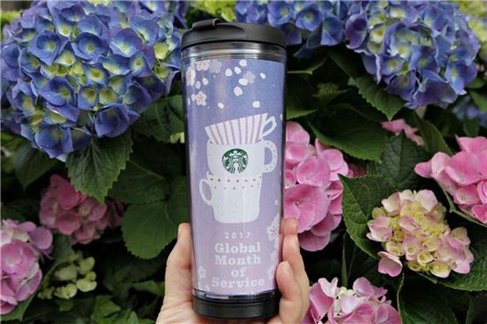 “일회용 컵 줄이기 동참하면 ‘스타벅스 텀블러’ 드려요”