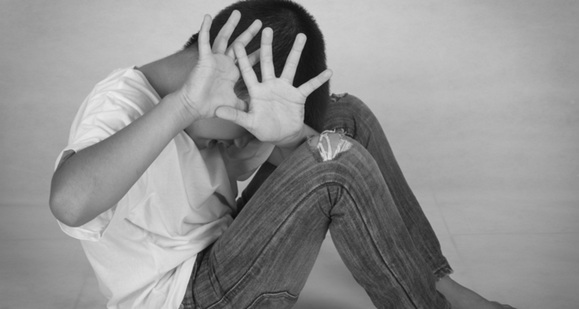 тик токер. митенка бойс. Sad black and white. вильям франклин миллер голый. Minor boy.