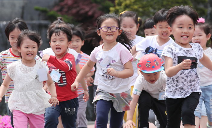 어린이날 날씨, 전국 구름 많고 초여름…밤부터 ‘비’