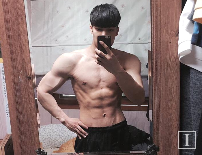 “집에서 딱 ‘2년’ 운동했더니 ‘다비드 조각상’ 몸매 갖게 됐어요”