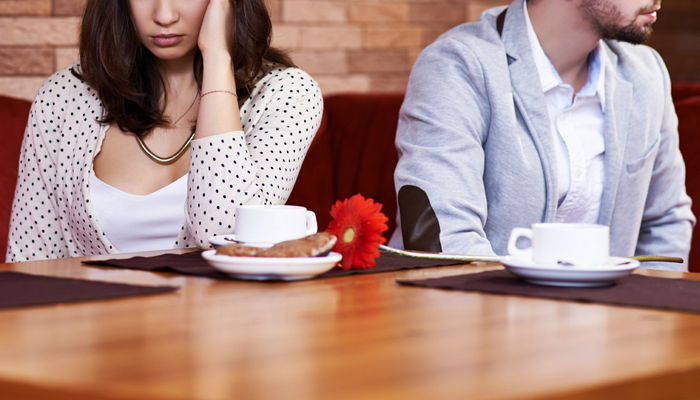 “말끝마다 ‘가난하다’고 놀리는 남자친구 때문에 상처 받았어요”
