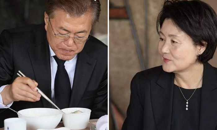 노 전 대통령 생각에 울컥한 문 대통령 바라보는 김정숙 여사