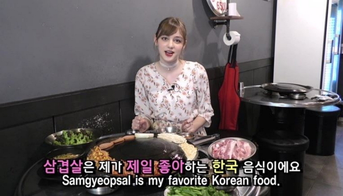 ‘삼겹살’ 때문에 한국서 평생 살고 싶다는 독일 미녀 (영상)