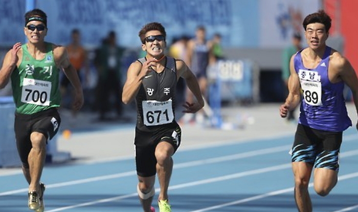 ‘육상 간판’ 김국영, 100m 10초07…이틀 만에 또 ‘한국 신기록’