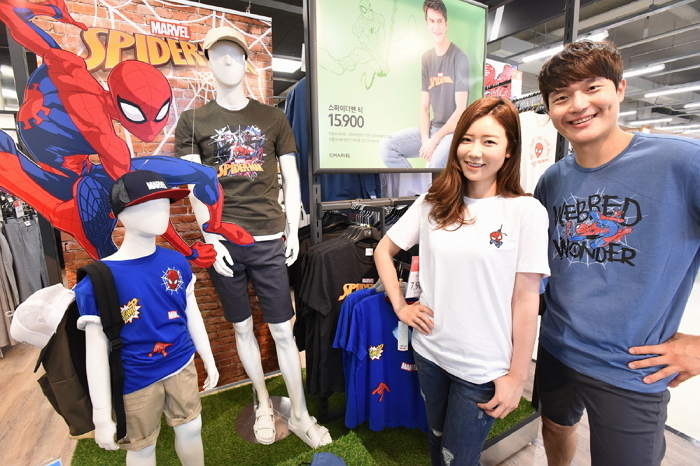 홈플러스 F2F, 마블 ‘스파이더맨’ 캐릭터 티셔츠 출시