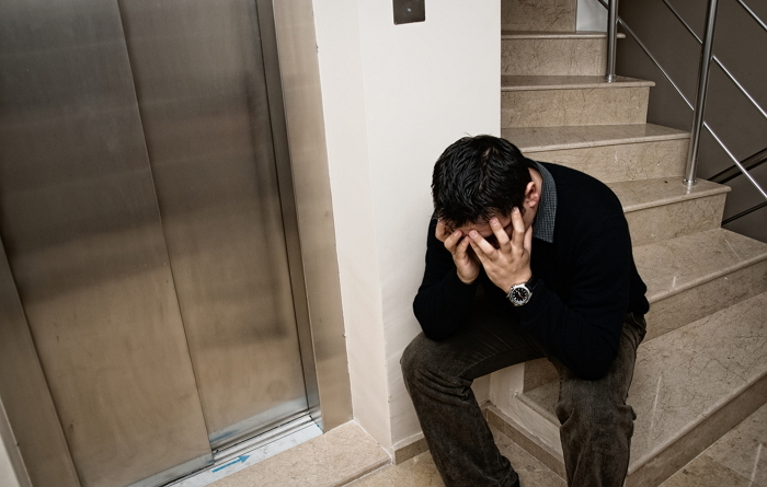 “교통사고로 죽은 와이프의 딸을 고아원에 보내야 하나요?”