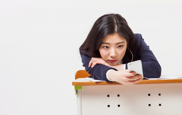 알바하는 친구에게 ‘실패한 인생’이라 막말한 고등학생들