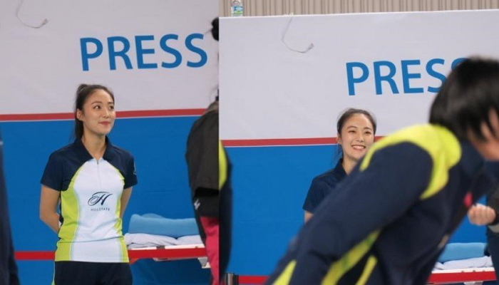 너무 예뻐서 경기장에 남성팬 끌어 모은다는 배구 ‘통역사’